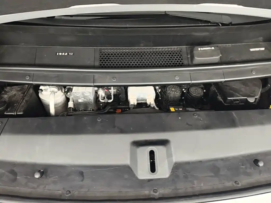 Li Auto Li MEGA — миниатюра 20