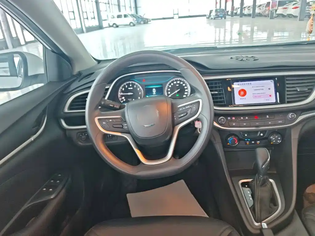 Buick Excelle — миниатюра 11