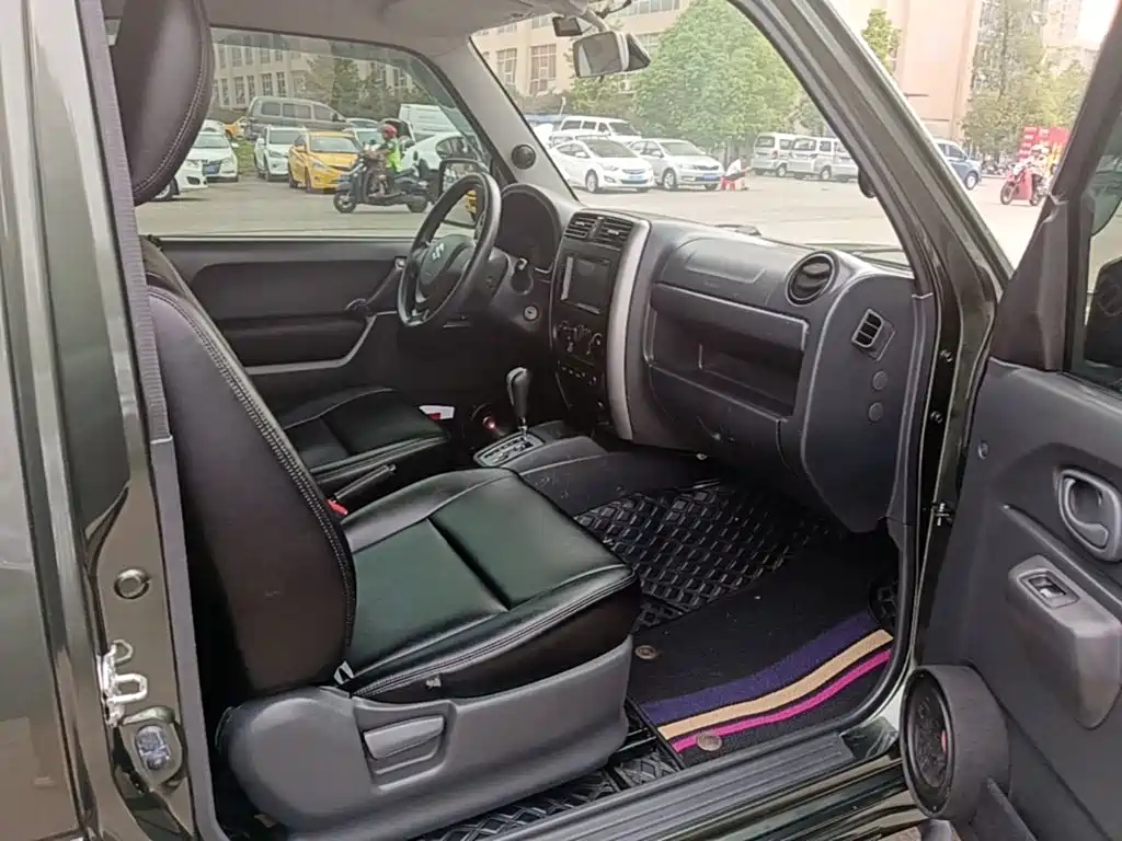 Suzuki Jimny — миниатюра 25