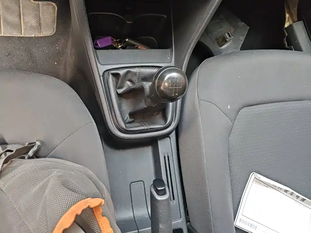 Volkswagen Santana — миниатюра 14