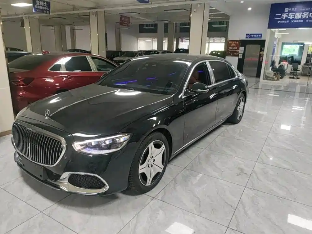 Mercedes-Benz S-Class 2024