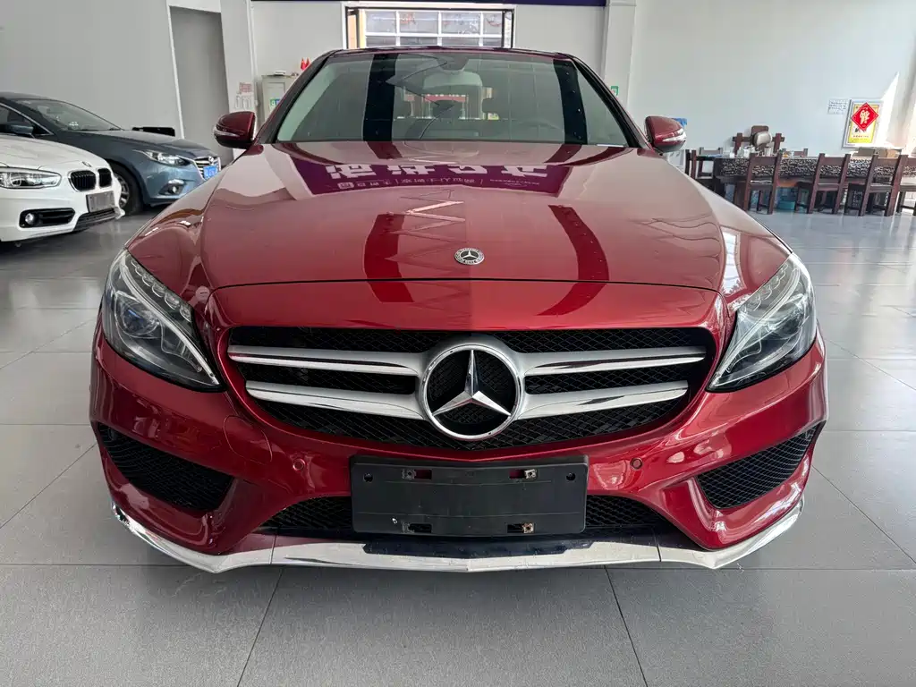 Mercedes-Benz C-Class — миниатюра 2