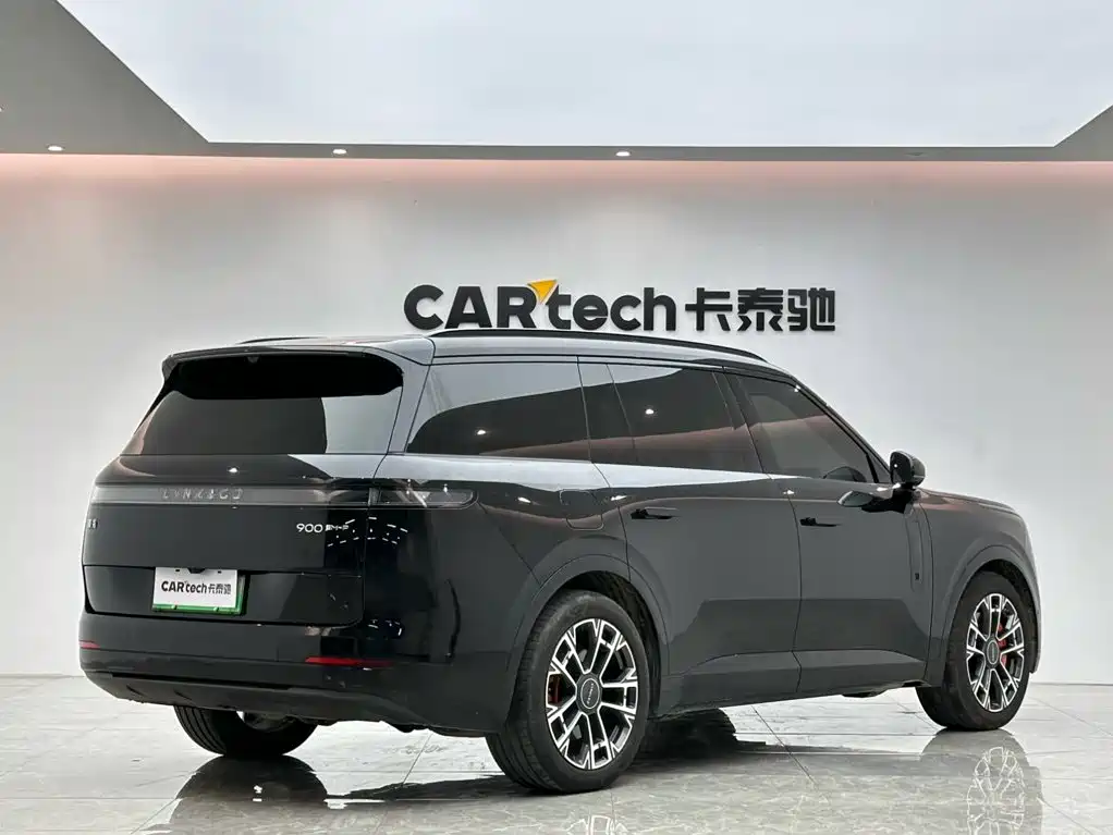 Lynk & Co 900 — миниатюра 5