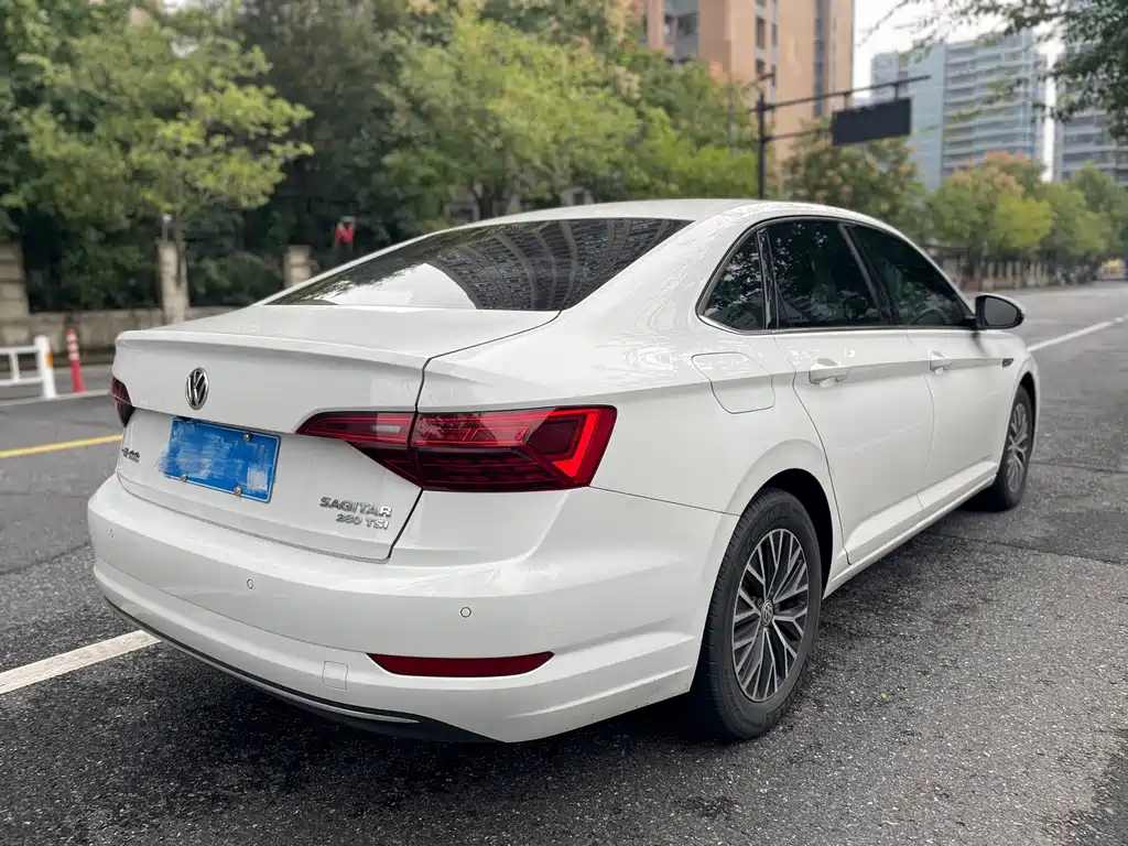 Volkswagen Sagitar — миниатюра 7