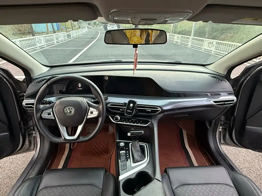 Changan Eado — миниатюра 7