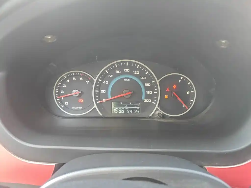 Wuling Rongguang V — миниатюра 12