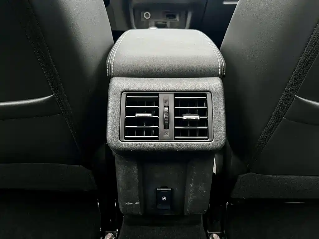 Mitsubishi Outlander — миниатюра 25