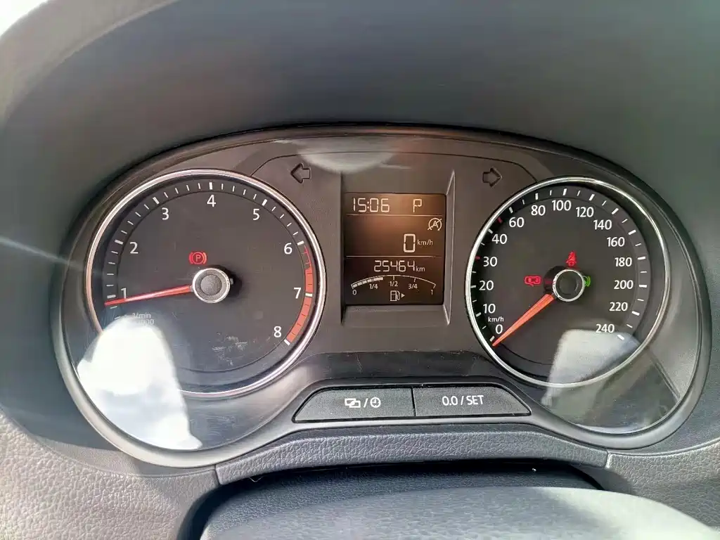 Volkswagen Polo — миниатюра 5