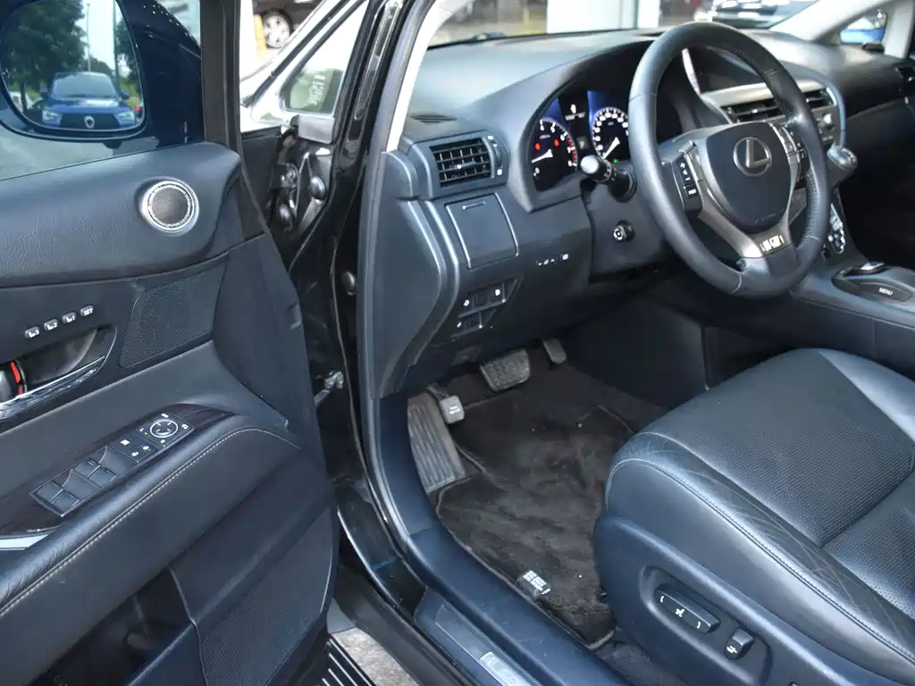 Lexus RX Classic — миниатюра 11