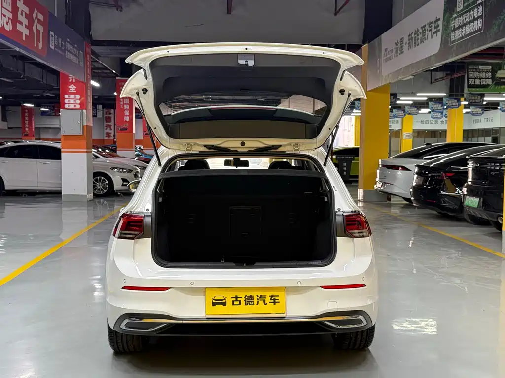 Volkswagen Golf — миниатюра 22