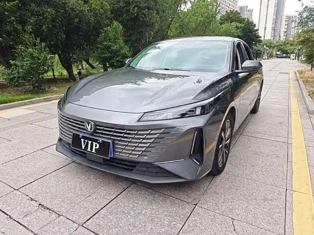 Changan Yida — миниатюра 2