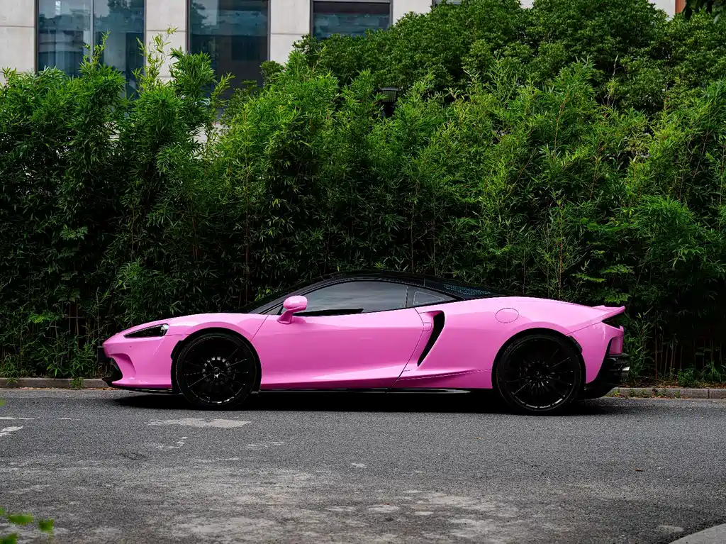 McLaren GT — миниатюра 6