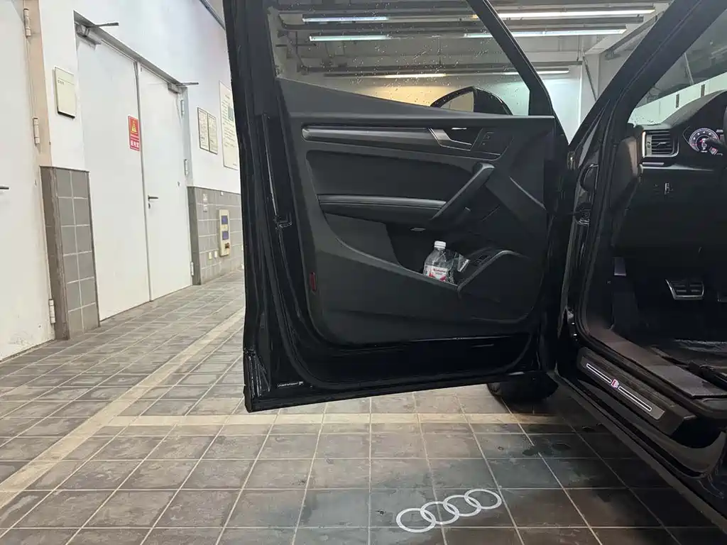 Audi Q5L 2023 40T Luxury