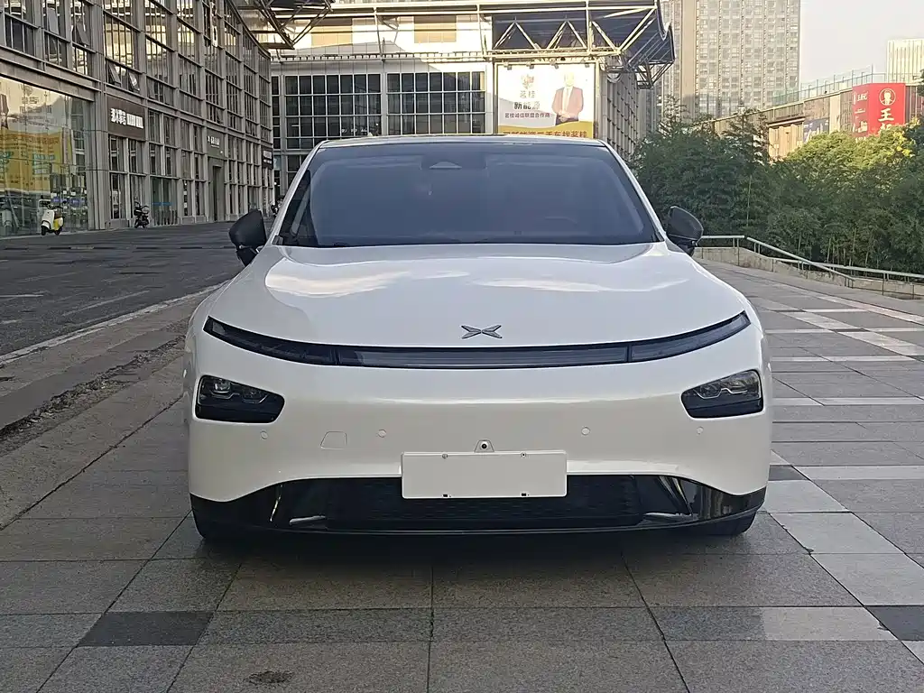 XPeng P7 — миниатюра 2