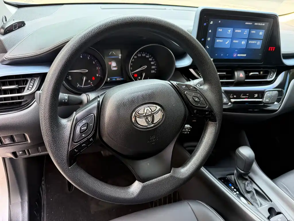 Toyota IZOA — миниатюра 12