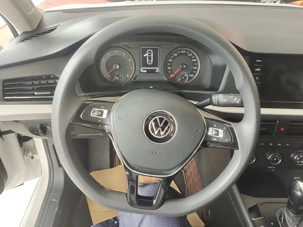 Volkswagen Lavida — миниатюра 11