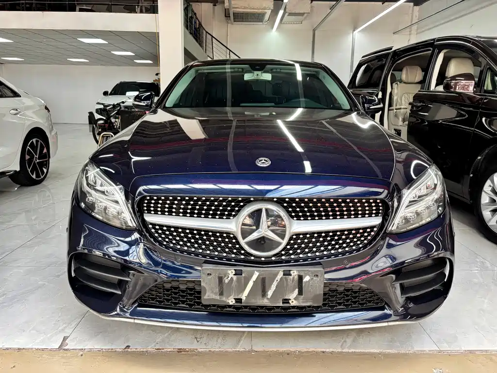 Mercedes-Benz C-Class — миниатюра 2