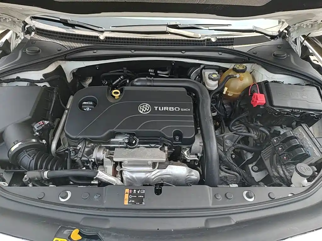 Buick LaCrosse — миниатюра 20