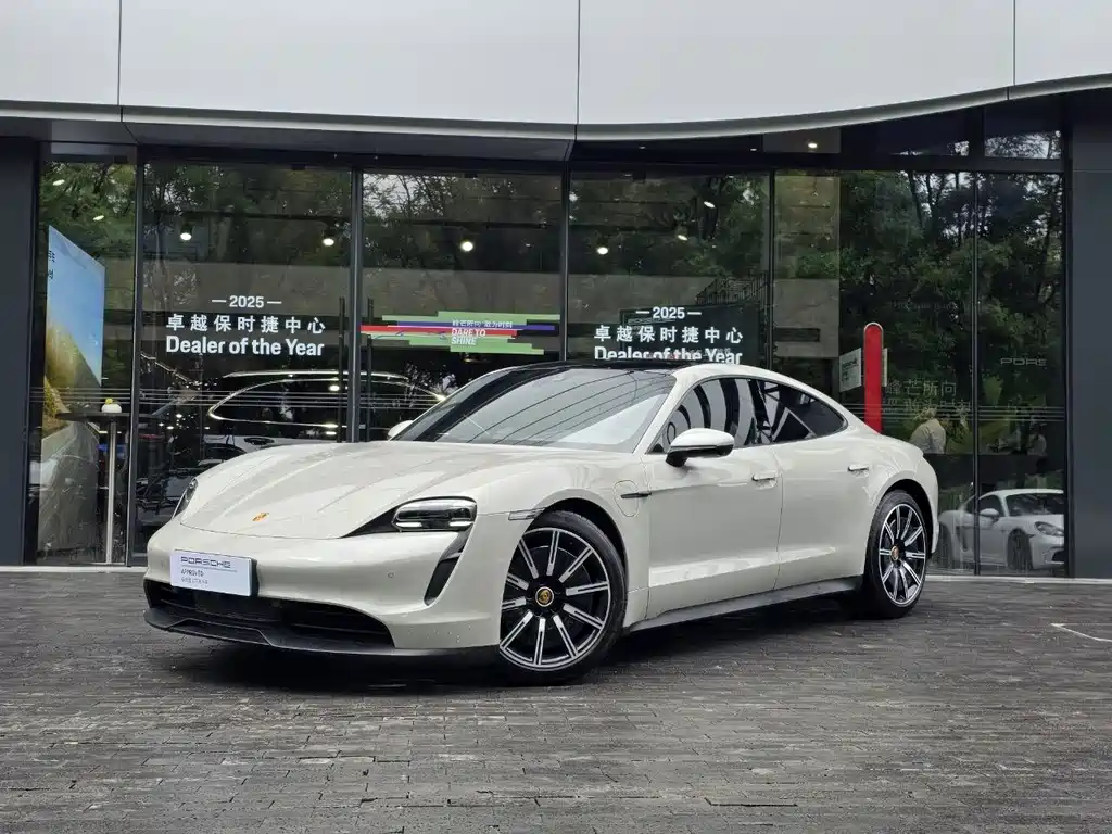 Porsche Taycan