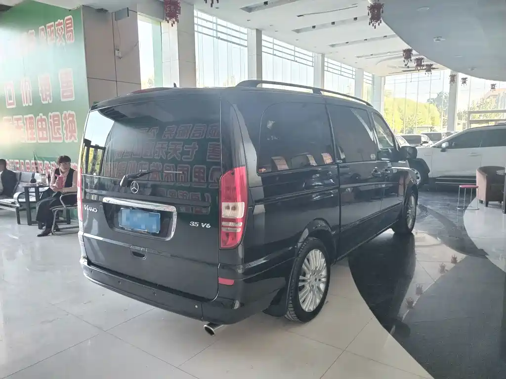 Mercedes-Benz Viano — миниатюра 11