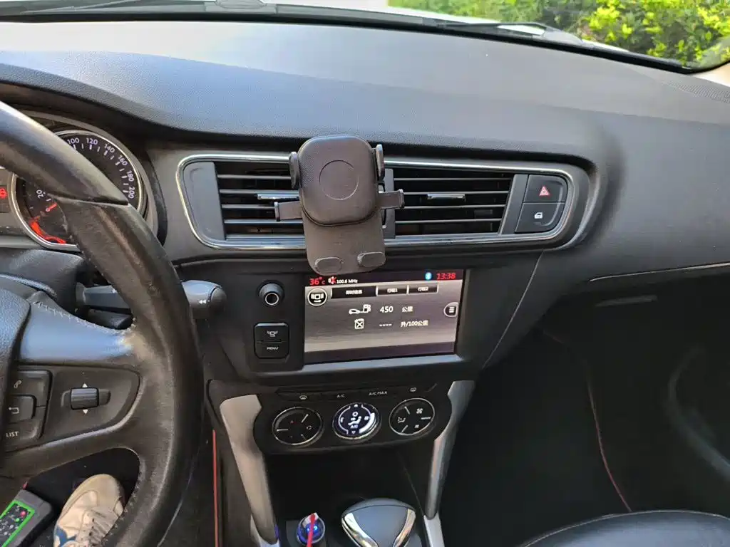 Citroen C3-XR — миниатюра 6