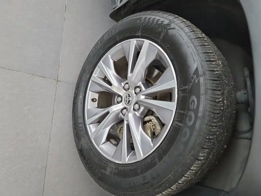Toyota Highlander — миниатюра 6