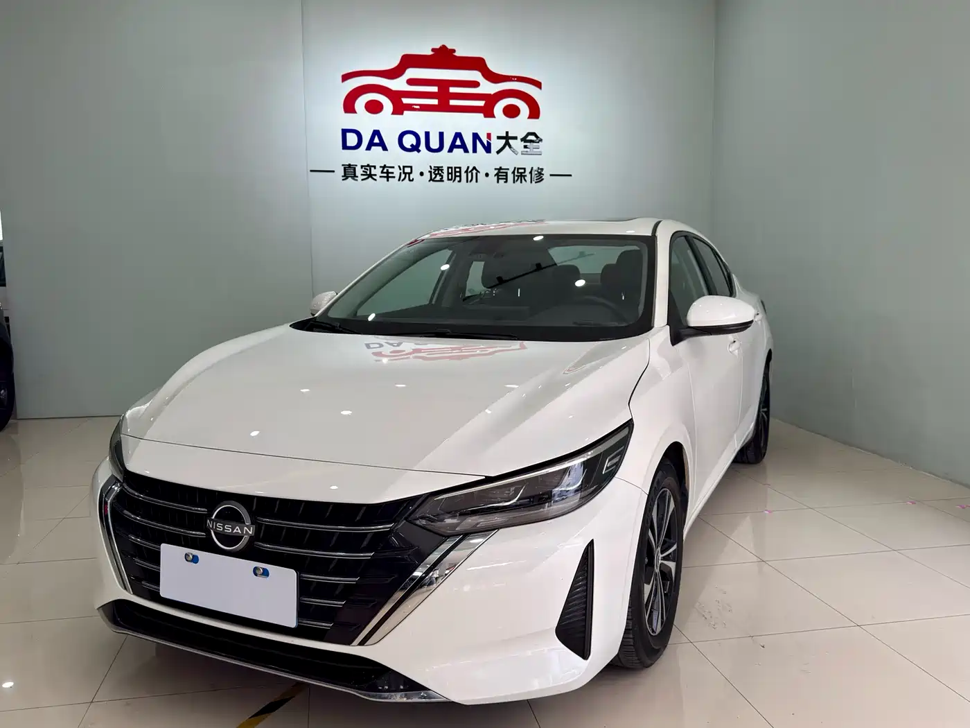 Nissan Sylphy 2024 Белый из Китая