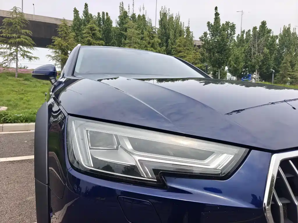 Audi A4 (Import) — миниатюра 7