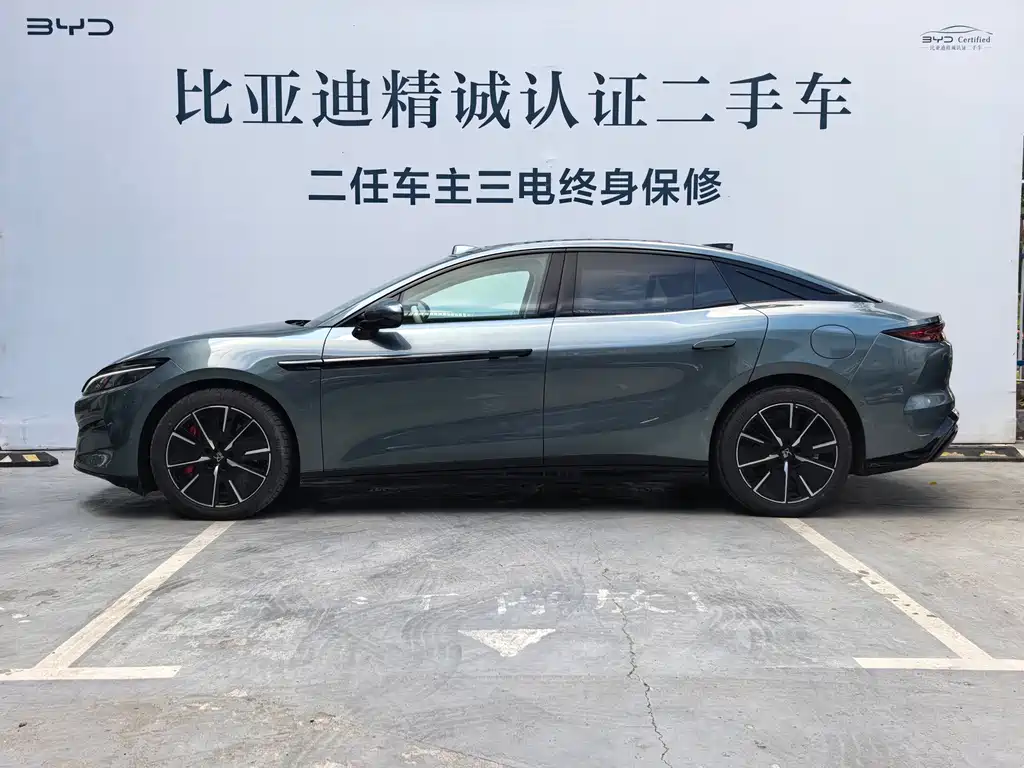 BYD Han L 2025 DM-i 200KM Flagship