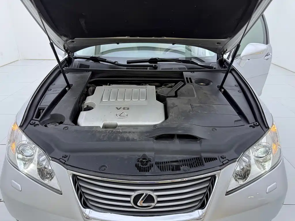 Lexus ES — миниатюра 34