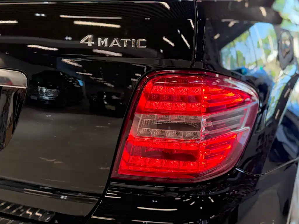 Mercedes-Benz M-Class — миниатюра 8
