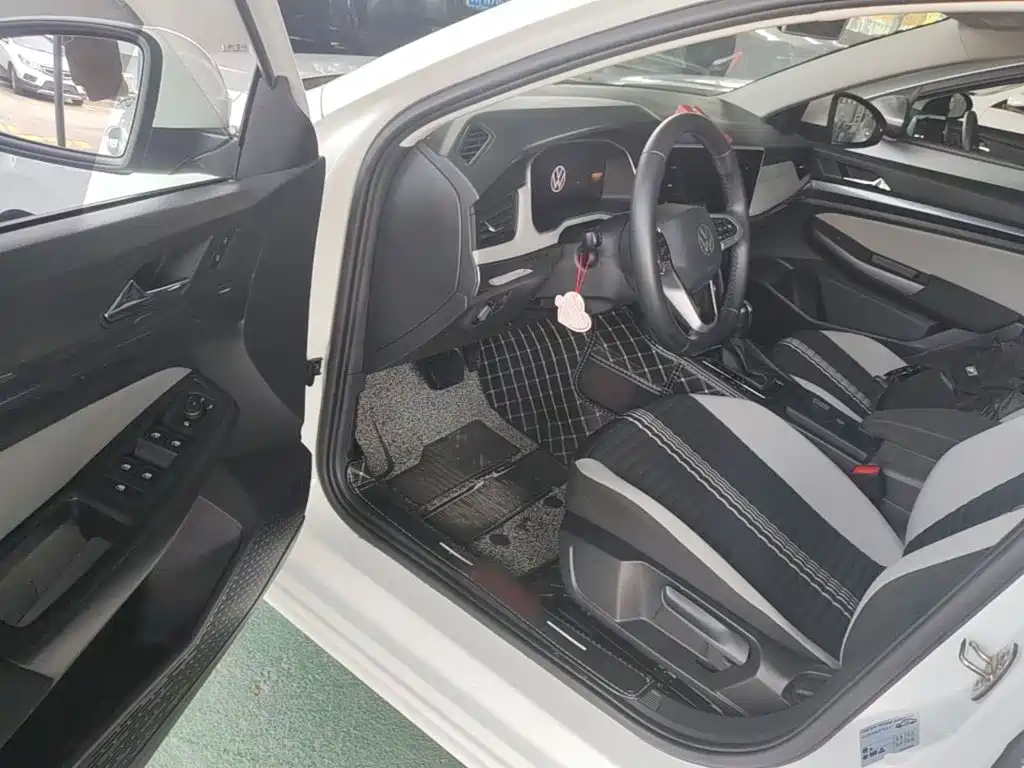 Volkswagen Bora — миниатюра 16