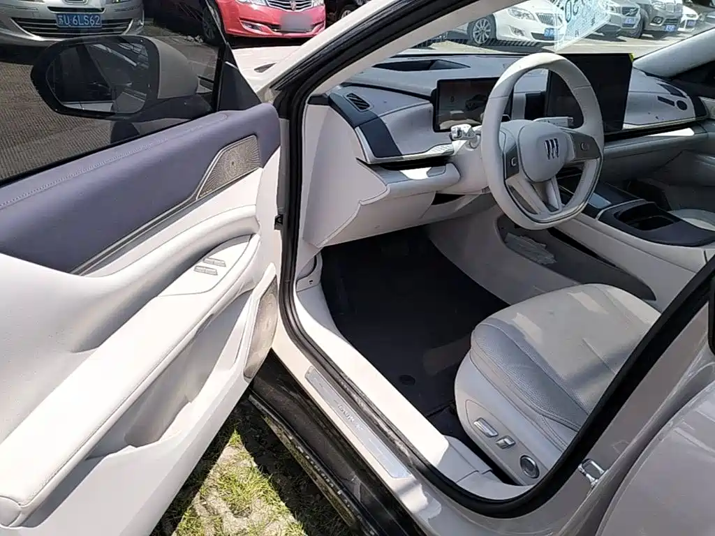 Buick Electra L7 — миниатюра 16