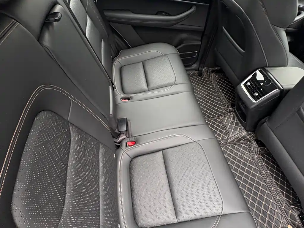 Chery Tiggo 8 — миниатюра 11