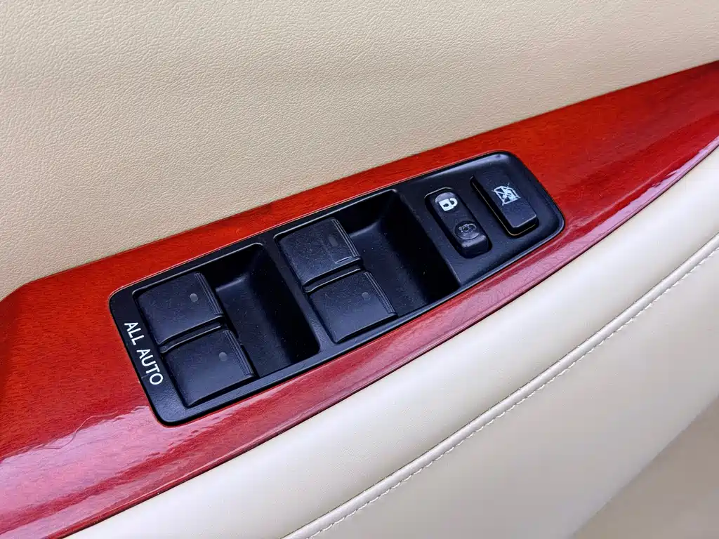 Lexus ES — миниатюра 21