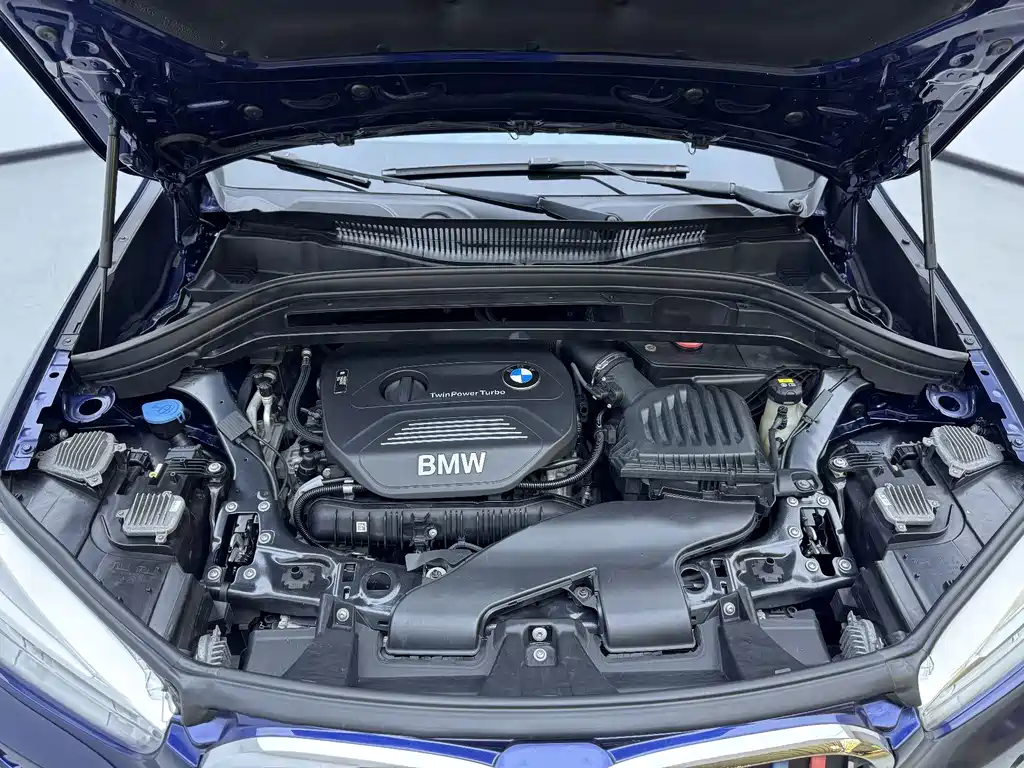 BMW X1 — миниатюра 10