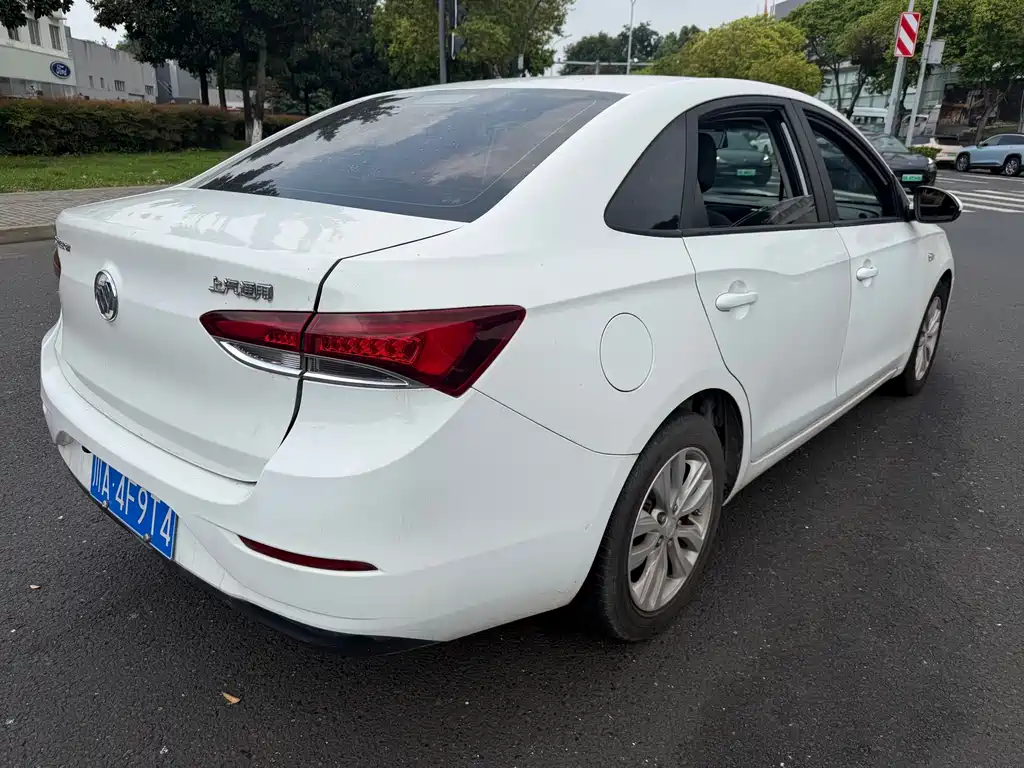 Buick Excelle 2021 1.3T AT