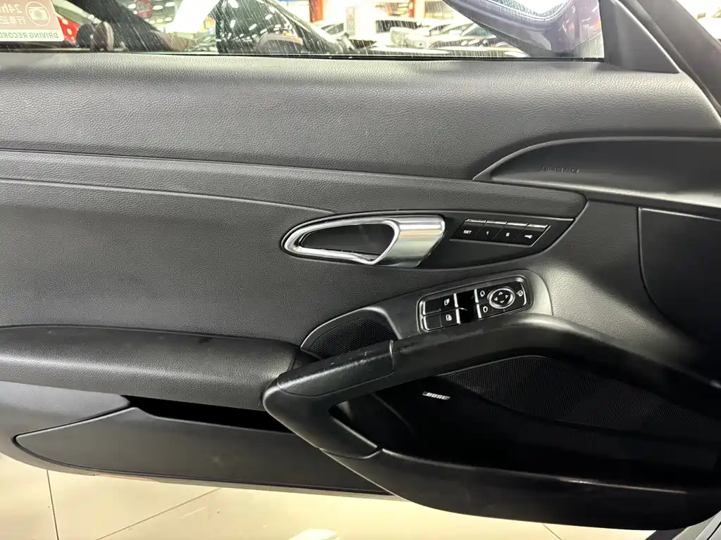 Porsche Boxster — миниатюра 9