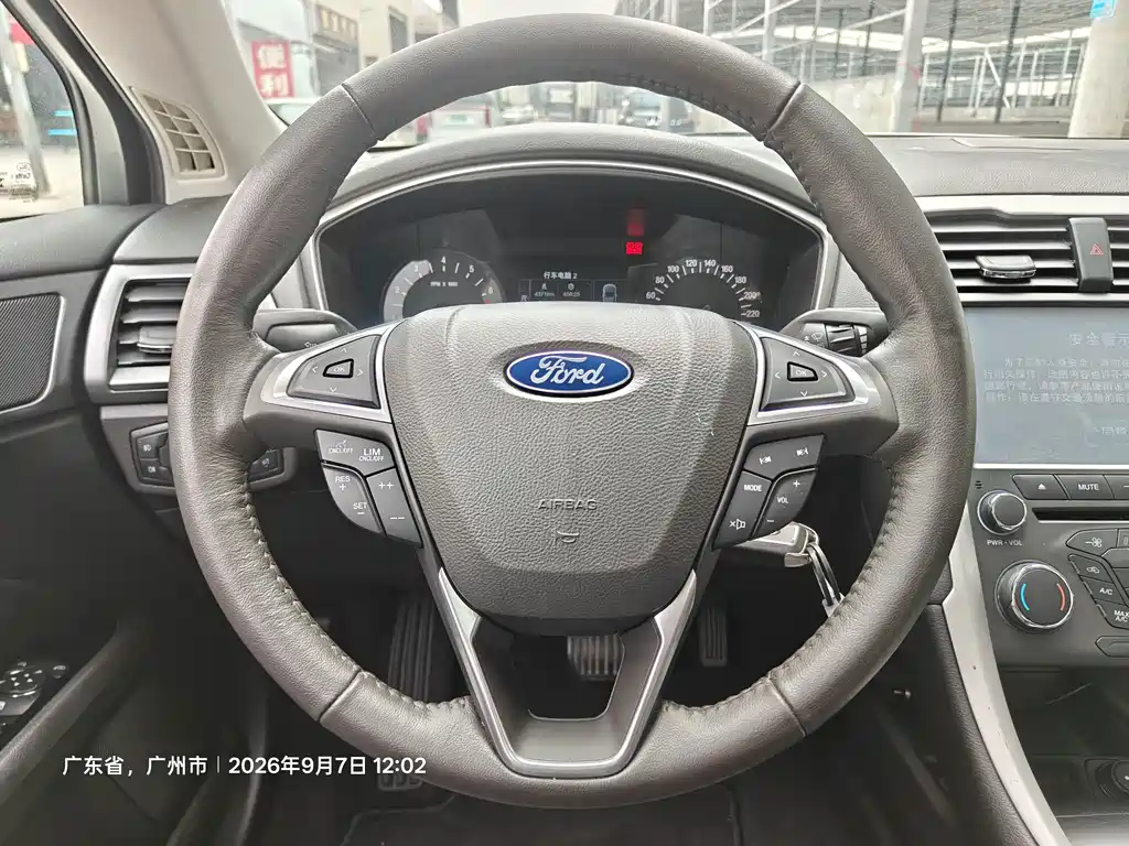 Ford Mondeo — миниатюра 20