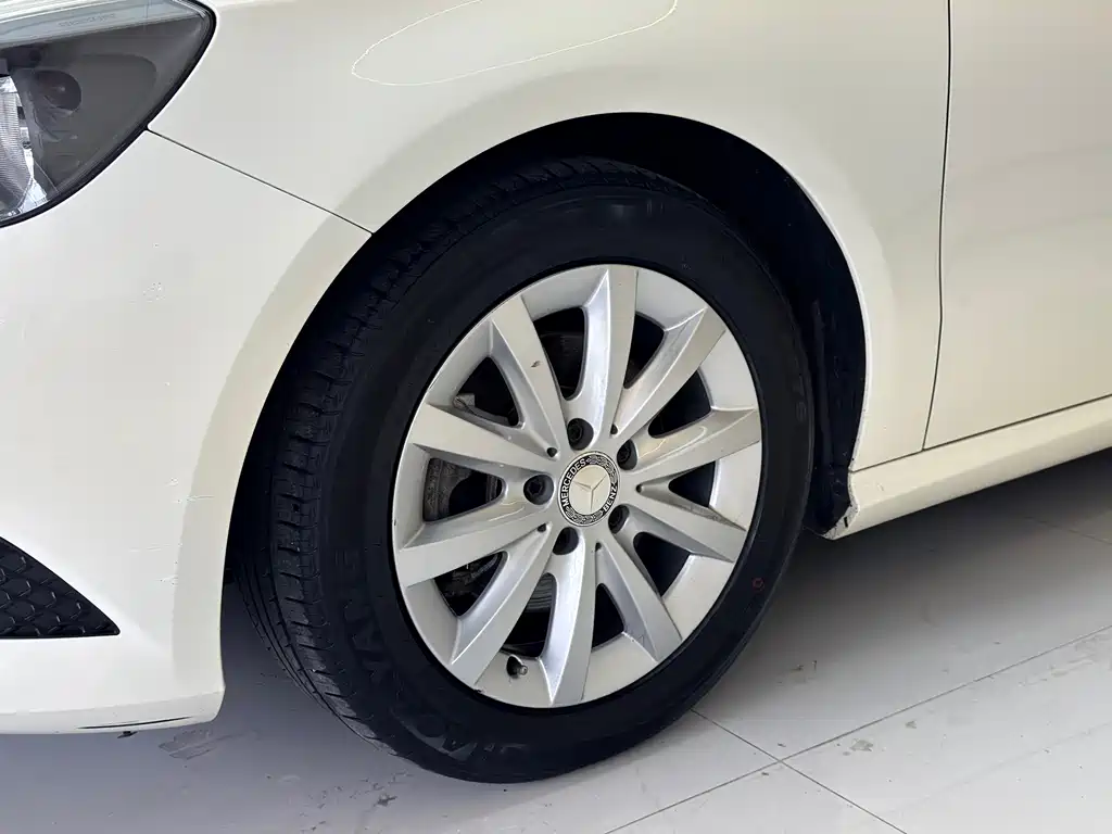 Mercedes-Benz A-Class (Import) — миниатюра 5