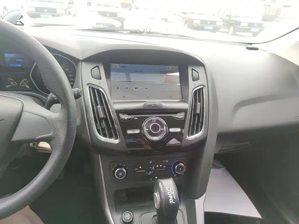 Ford Focus — миниатюра 13
