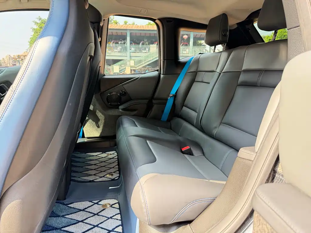 BMW i3 (Import) — миниатюра 8