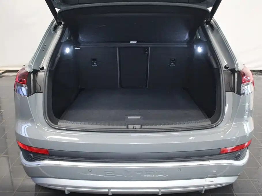 Audi Q4 e-tron — миниатюра 7
