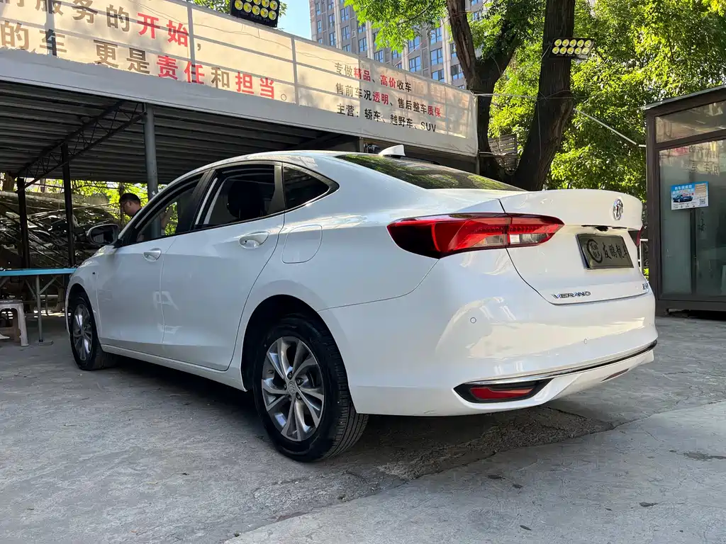 Buick Verano — миниатюра 17