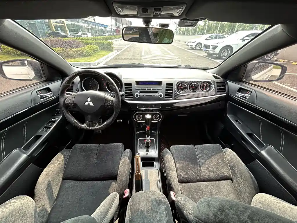 Mitsubishi Lancer EX — миниатюра 6