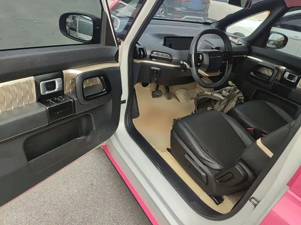 Baojun KiWi EV — миниатюра 16