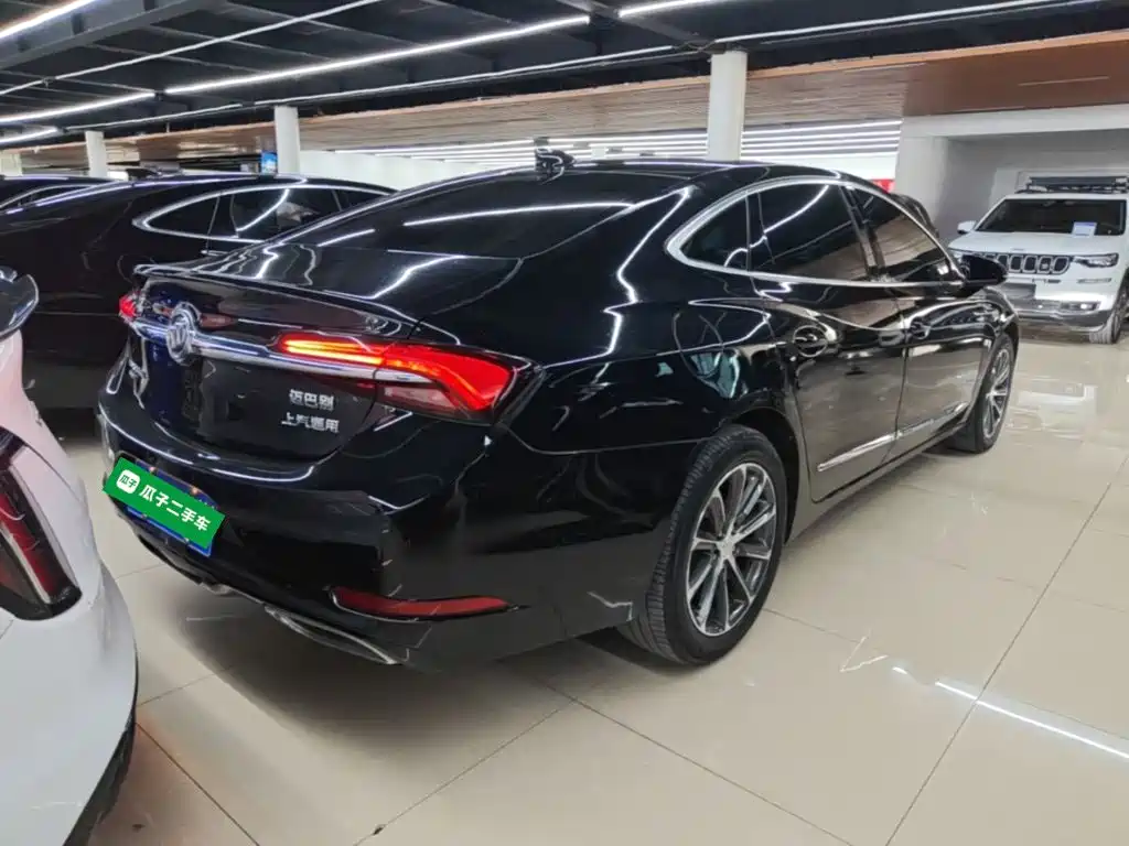 Buick LaCrosse — миниатюра 7