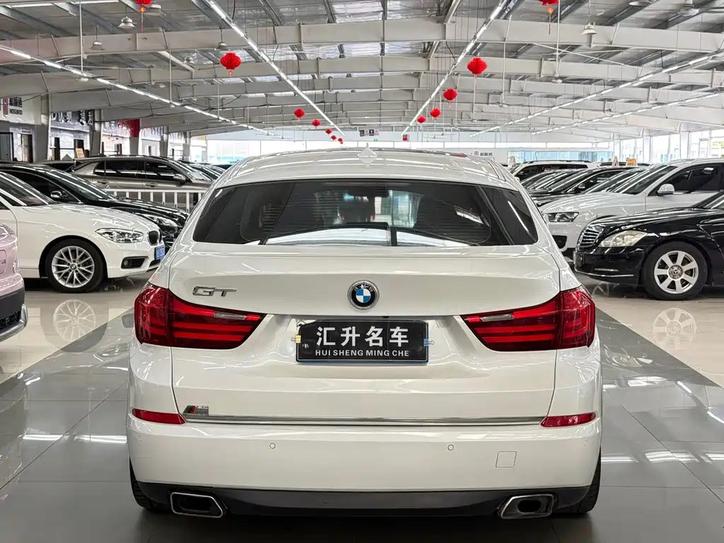 BMW 5 Series GT — миниатюра 18