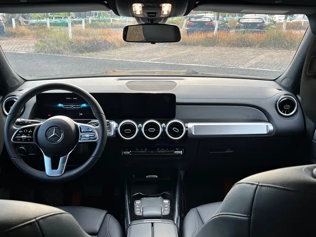 Mercedes-Benz GLB 2023 GLB 200 Fashion