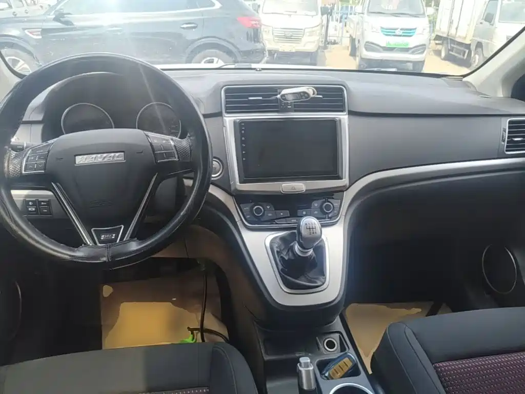 Haval M6 — миниатюра 10